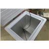 Image 4 : Danby Deep Freeze – 30" × 25" × 20½"