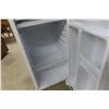 Image 5 : Danby Bar Fridge and Freezer – 33" × 18" × 18"