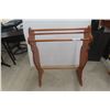 Image 1 : Quilt Stand