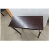 Image 3 : Stand with Drawer – 28" × 27½" × 12"