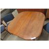 Image 4 : Table with Scissor Leaf and 4 Chairs – 29" × 38" × 38"