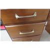 Image 5 : 8-Drawer Desk – 30" × 43" × 20"