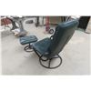 Image 7 : Leather / Leatherette Style Swivel Recliner Chair and Ottoman
