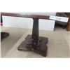 Image 3 : 2x Pedestal Stands, 18" × 18" × 18" 