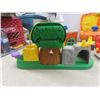 Image 3 : Fisher Price Castle, Zoo, Rescue Heroes Fire Truck, Lift'n Deliver Lower Fire Truck +
