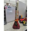 Image 5 : Hotwheels: Volcano Blowout, Rod Runner, Sizzlers Power Pit 1970's, Tac & Tune Set, Tune Up Shop,