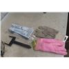 Image 2 : Yard and Flower Bed Tools, Sprinkler and Gloves