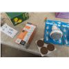 Image 5 : Light Bulbs, Shower Head, Furniture Socks, 4-Pack Envelopes, Batteries Size D