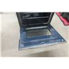 Image 11 : Samsung Stainless Steel Range – Convection Bake and Broil, Warming Zone, Steam Clean
