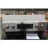 Image 2 : Samsung Stainless Steel Range – Convection Bake and Broil, Warming Zone, Steam Clean