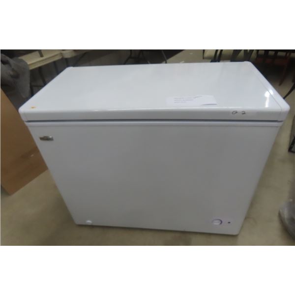 Premiere Chest Freezer – 32" × 40" × 21"