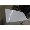 Image 4 : Premiere Chest Freezer – 32" × 40" × 21"