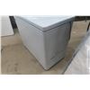 Image 5 : Premiere Chest Freezer – 32" × 40" × 21"