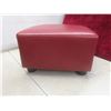 Image 5 : Modern Child's Leather-Like-Style Chair with Matching Ottoman