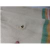 Image 4 : Vintage Ayers Pure Wool Blanket, Made in Canada — Excellent Condition with Small Hole