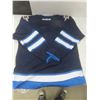 Image 11 : Winnipeg Jets Reebok Jersey, Men's Large, and 2019 Heritage Classic Sweatshirt, Men's Large