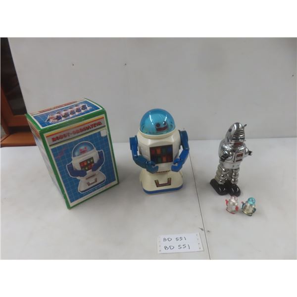 Vintage Robot Lot: Battery-Operated Robot in Box, 2 Mini Wind-Ups, and 1 Metal Space Age Robot