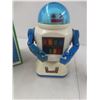 Image 3 : Vintage Robot Lot: Battery-Operated Robot in Box, 2 Mini Wind-Ups, and 1 Metal Space Age Robot