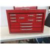 Image 11 : Beach Tool Box, 19½ × 26½ × 17¼