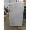 Image 1 : Master Chef Bar Fridge