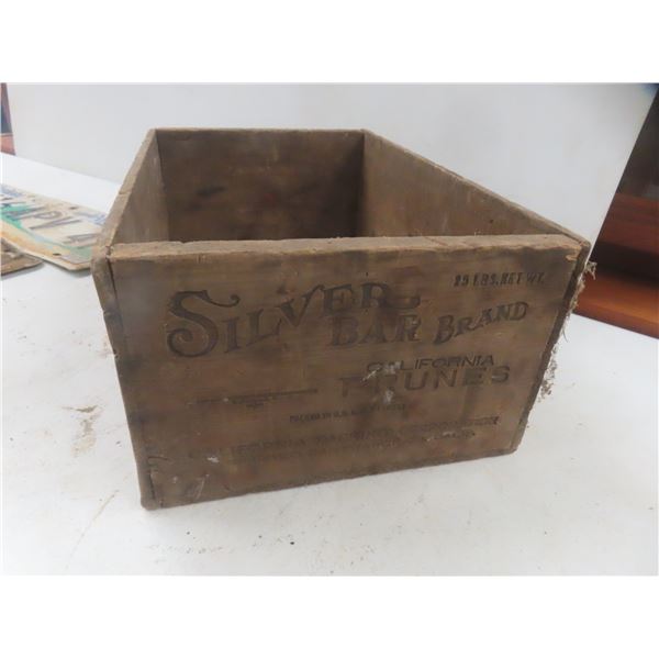 6 Manitoba License Plates and Silver Bar Crate