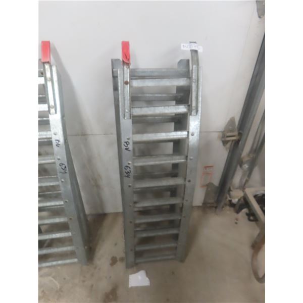 Set of 2 Folding Loading Ramps