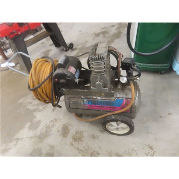 Campbell Hausfeld Portable Air Compressor, 1½ HP