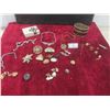 Image 14 : Vintage Jewelry: Brooches, Clip-On Earrings, Cufflinks, Tie Pins, Sweater Clip, and More