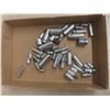 Image 5 : 3/8" Sockets and Ratchets