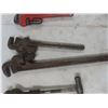 Image 4 : Heavy-Duty Wrenches, Pipe Wrenches, and Pipe Cutters