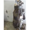 Image 5 : 8-Piece Right-Handed Golf Club Set with Bag, Cart, and Umbrella