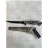 Image 4 : 2 NEW 6 INCH CAMO FILET / HUNTING KNIFE WITH SHEATH AND SHARPENER, 12 INCH OVERALL LENGTH