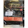 Image 3 : 3 NEW 1KG BAGS OF LAVAZZA ESPRESSO BARISTA GRAN CREMA MEDIUM ROAST WHOLE BEAN COFFEE, BB 02/28/2026