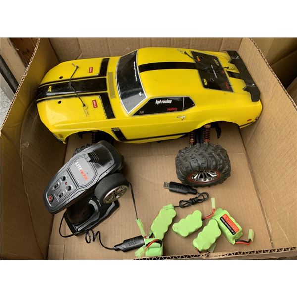 RC FORD MUSTANG WITH REMOTE AND EXTRA BATTERIES 4WD WORKING
