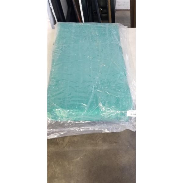 NEW GREEN TARP 26 X  20 - NO EYELETS