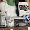 Image 3 : BOX OF WORK GLOVES, FACESHIELD, EARMUFFS, KEVLAR SLEEVES, SAFETY GLASSES AND MORE ALL NEW