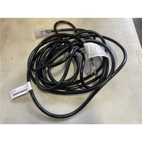 AS NEW 25FT BLACK  INDOOR OUTDOOR HEAVY DUTY LIGHTED 3 WIRE GROUNDED EXTENSION CORD 12AWG