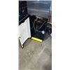 Image 3 : AVALON WATER COOLER WORKING