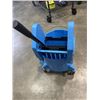 Image 3 : COMMERCIAL MOP BUCKET