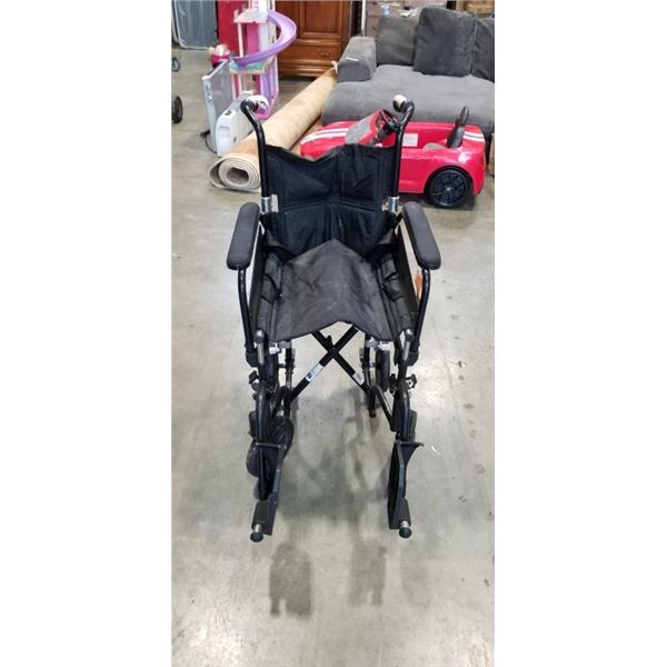 FOLDING WHEEL CHAIR