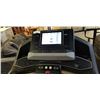 Image 3 : BOWFLEX PROFORM FULL SIZE TREADMILL WITH SCREEN WORKING FULLY FUNCTIONAL SCREEN GLITCHES ON RIGHT SI