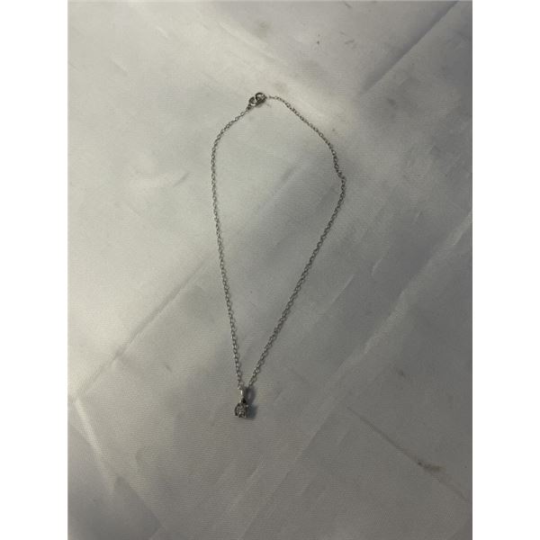 925 STERLING SILVER W/ 9 DIAMONDS PENDANT W/ CHAIN SMALL NECKSIZE 11"