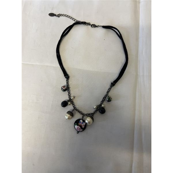 VINTAGE BLACK VELVET W/ BEADS AND PEARLS NECKLACE MARKED SWEN