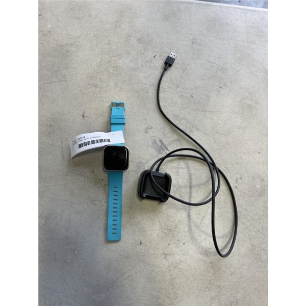 FITBIT F8507 WITH CHARGER