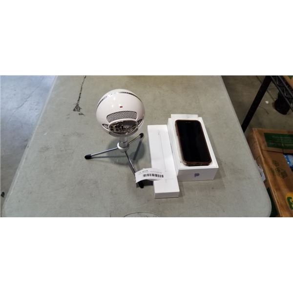 BLUE SNOWBALL MICROPHONE AND IPHONE, APPLE PENCIL, UNTESTED