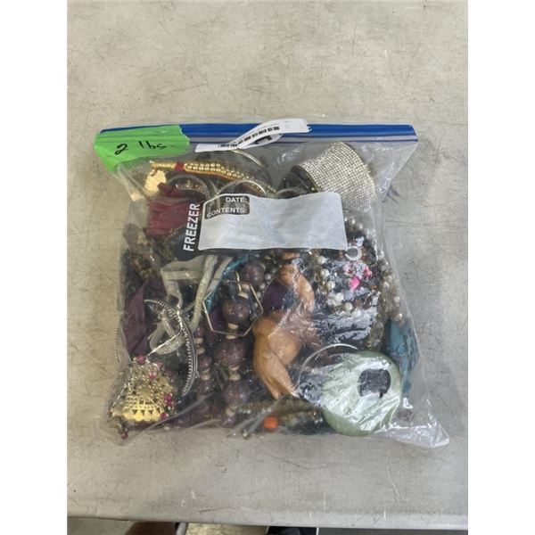 LARGE BAG OF MISC JEWELLERY AND PARTS