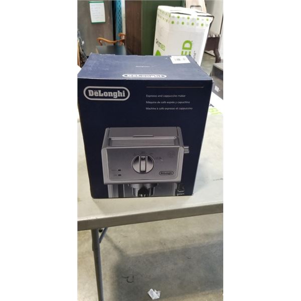 DELONGHI ESPRESSO MACHINE WORKING