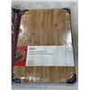 Image 2 : 2 COOKING GRIDDLE, THE ROCK AND NORDICWAVE, ONE IS REVERSIBLE, NEW BAMBOO CUTTING BOARD AND 4PC PLAS