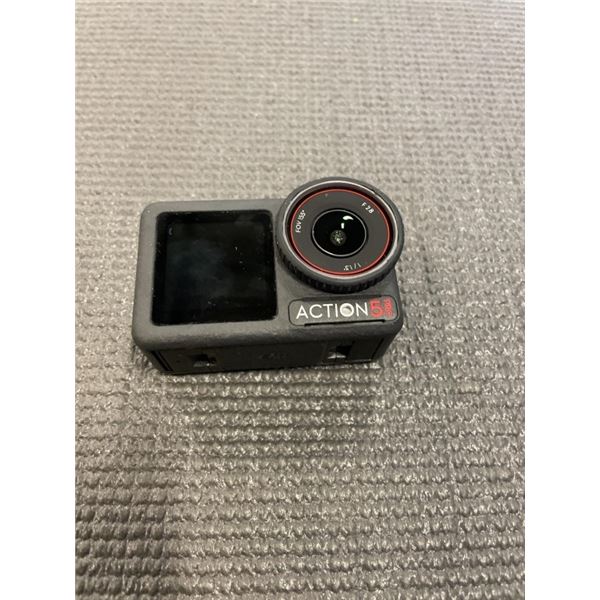 DJI OSMO ACTION 5 PRO STANDARD COMBO 4K ACTION CAMERA, TURNS ON BUT DOESNT CONNECT - TESTED WORKING,