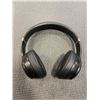 Image 1 : BEATS SOLO 4 ON EAR SOUND ISOLATING BLUETOOTH HEADPHONES - TESTED WORKING, RETAIL $279